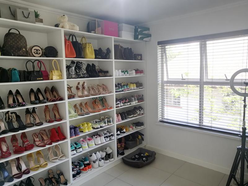 2 Bedroom Property for Sale in Kenilworth Western Cape